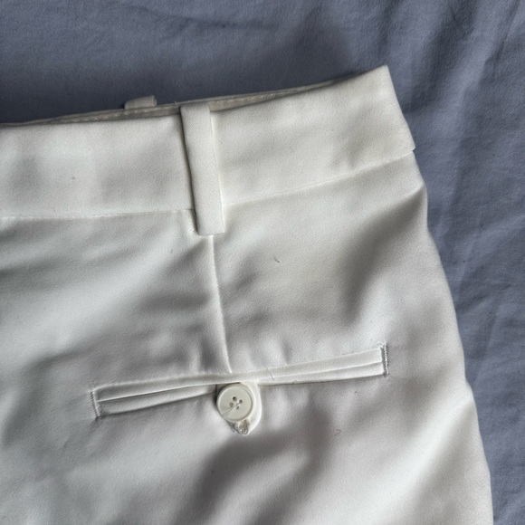 Zara Classic White Women's Shorts - Picture 14 of 15